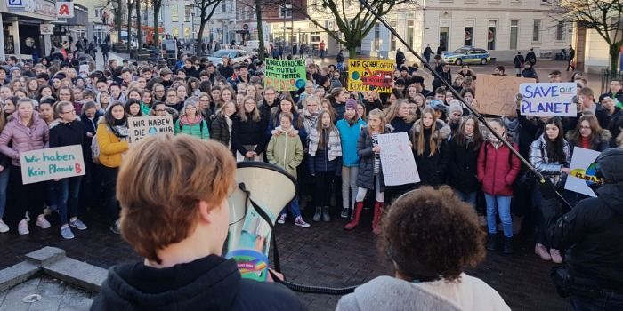 3500 Schüler*innen demonstrieren in München gegen Samstagsunterricht