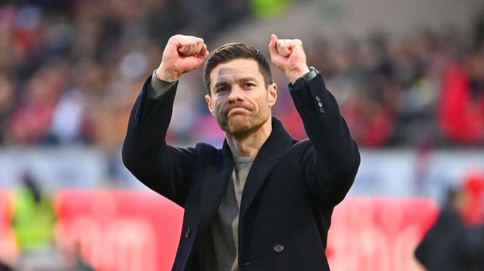 Sensationeller Transfer-Coup: Xabi Alonso unterschreibt bei Borussia Dortmund als Trainer für eine Rekordsumme!